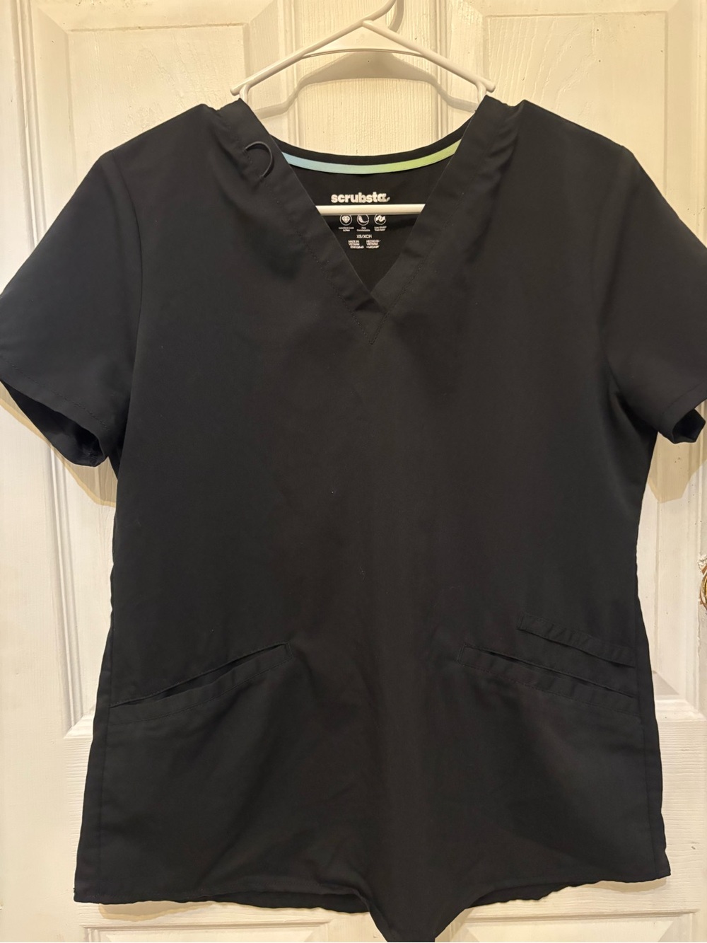 Scrubstar scrubs! Selling all four tops together!